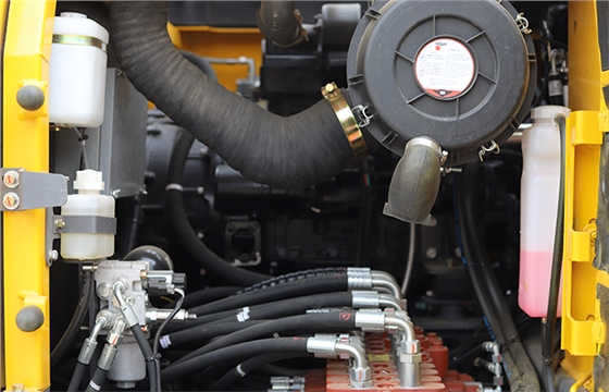 105抓木機 105抓木機