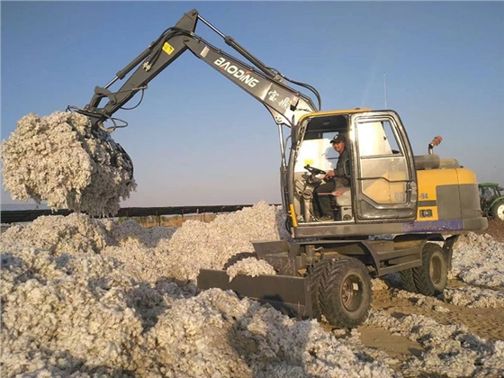 寶鼎抓木機抓棉花.jpg 寶鼎抓木機抓棉花.jpg