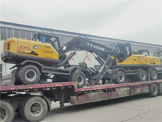 寶鼎抓木機發(fā)車.jpg 寶鼎抓木機發(fā)車.jpg