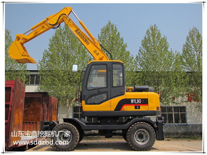 山東寶鼎挖掘機廠家小型輪式挖掘機 山東寶鼎挖掘機廠家小型輪式挖掘機