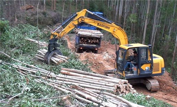 挖掘機抓木機 挖掘機抓木機