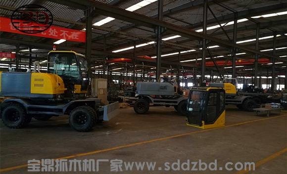 寶鼎抓木機(jī)廠家生產(chǎn)線 寶鼎抓木機(jī)廠家生產(chǎn)線