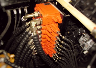 寶鼎挖掘機(jī)采用進(jìn)口液壓系統(tǒng) 寶鼎挖掘機(jī)采用進(jìn)口液壓系統(tǒng)