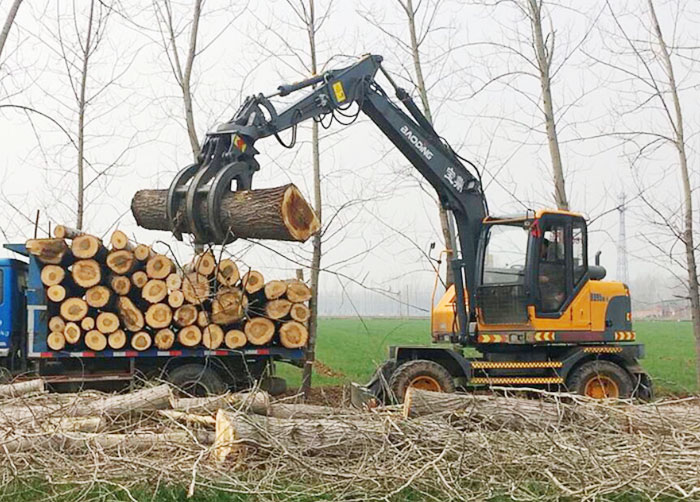 輪式抓木機