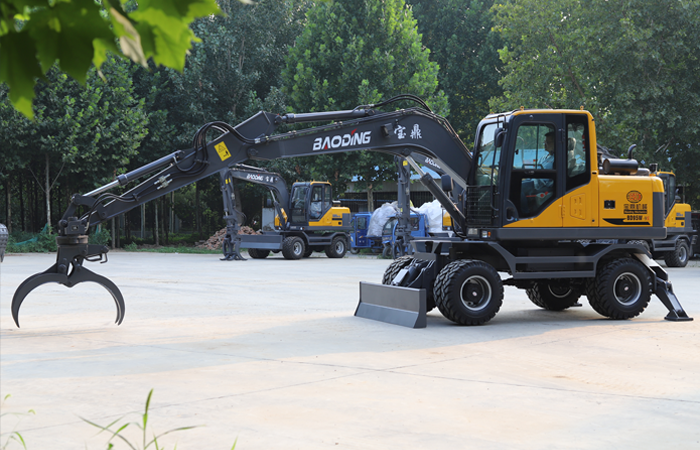 輪式抓木機 輪式抓木機