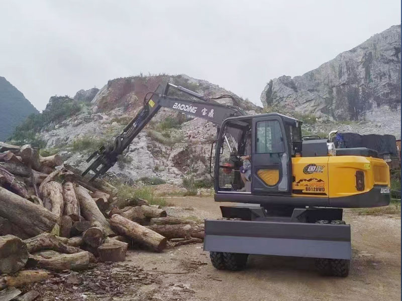 寶鼎120抓木機.jpg 寶鼎120抓木機.jpg