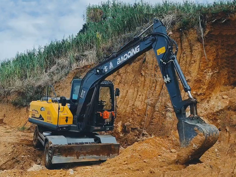 寶鼎挖掘機.jpg 寶鼎挖掘機.jpg