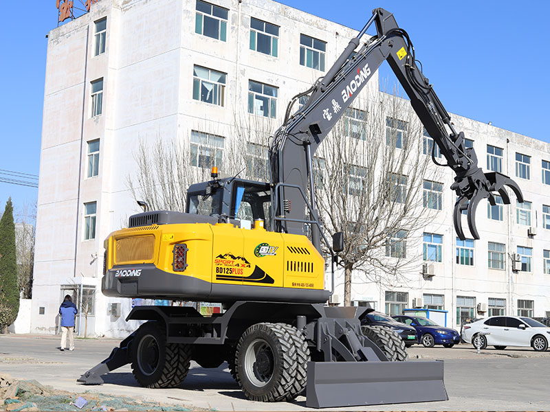 寶鼎BD125PLUS抓木機(jī)得到客戶認(rèn)可