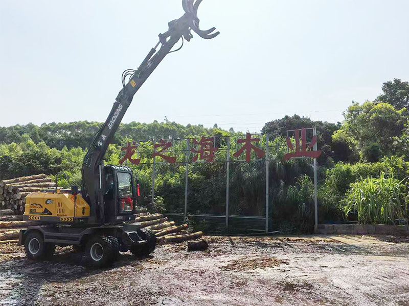 寶鼎90G抓木機.jpg 寶鼎90G抓木機.jpg