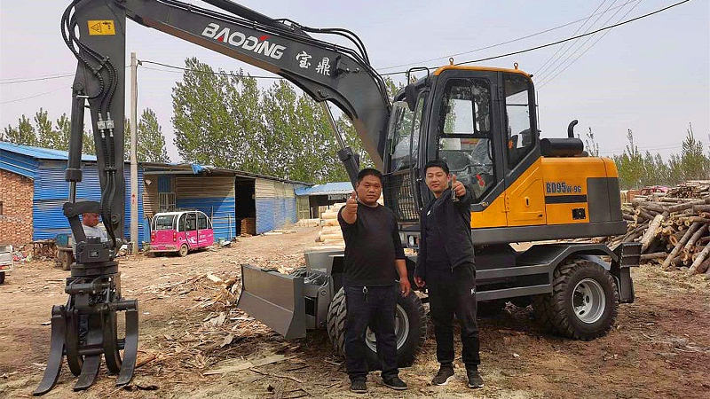 山東聊城抓木機銷售寶鼎客戶