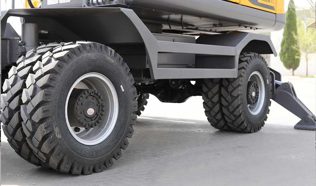 寶鼎BD80W-9H輪式挖掘機(jī)